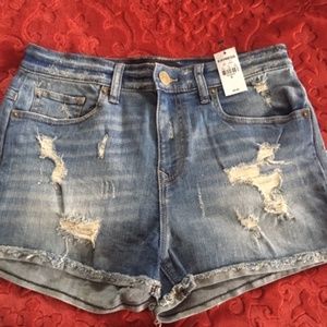 NWT - Express denim shorts Size 6, light blue